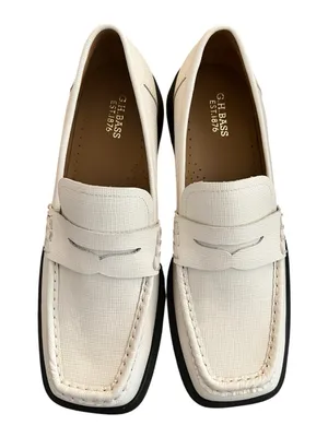 G.H. Bass Whitney Weejuns Penny Loafers Cream Textured Leather NWOB Women’s 8.5 thumbnail 9