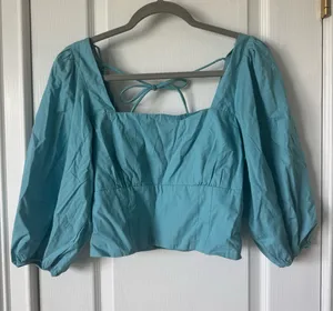 Abercrombie puff sleeve top thumbnail 1