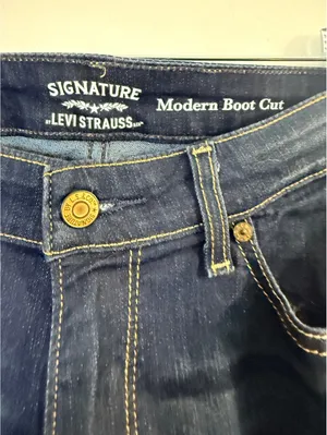Levi Strauss Signature Modern Boot Cut Jeans Women’s 12L W31 L34 Dark Stretch thumbnail 4