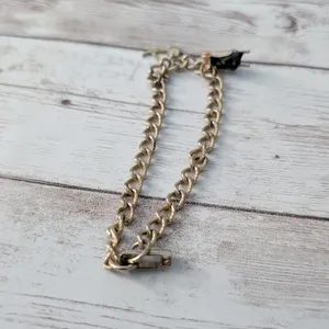 Vintage Bracelet - Gold Tone with Gardening Charms - Tarnished thumbnail 8