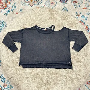 Pilcro open shoulder sweater size XL thumbnail 8