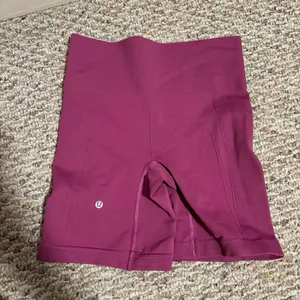 Lululemon Sculpt Short Ultra Violet- Size Small thumbnail 1