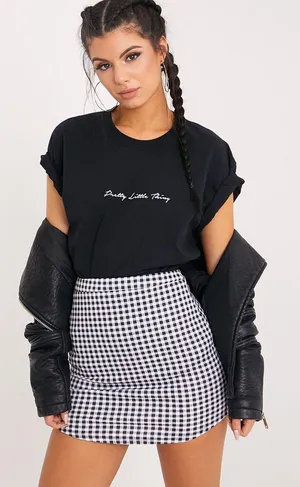 Pretty Little Thing Gingham Skirt thumbnail 1