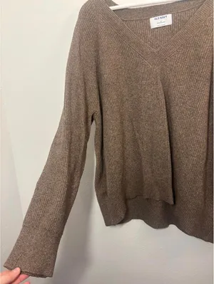 Old Navy V-Neck Brown Sweater Size XL thumbnail 3