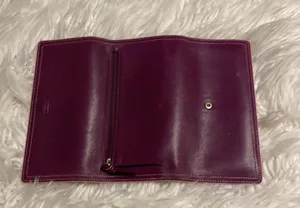 COACH Purple Leather Wallet used in good condition size in pictures thumbnail 8