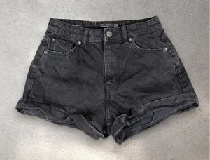 Bershka High Waist Denim Shorts Women's 4 Black Grunge Mall Emo Y2K Whimsygoth thumbnail 1