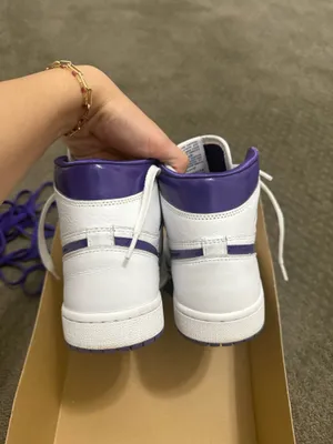 Nike Jordan 1 High OG  thumbnail 2