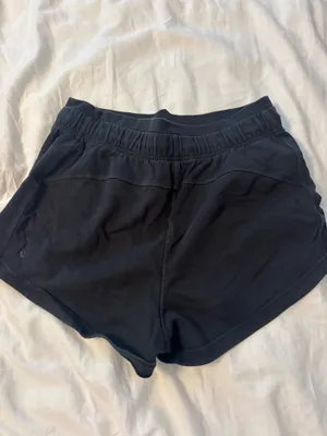 Lululemon Inner Glow 3" Shorts thumbnail 3