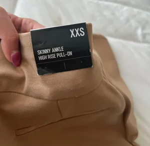 Express Tan Skinny Ankle High Rise Pants thumbnail 8