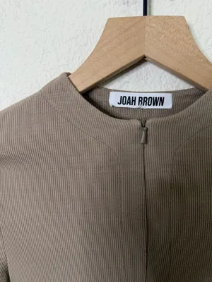 Joah Brown Invisible Zip Long Sleeve Taupe Tan Womens Size XS / S thumbnail 7