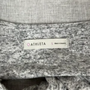 Athleta Dress Womens Small Gray Jersey Sheath Pleated Cap Sleeve Knee Length thumbnail 3