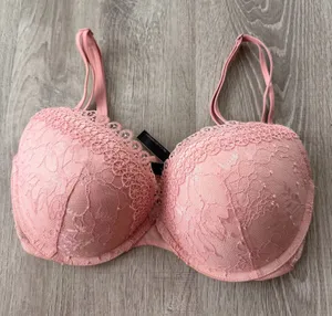 Victoria's Secret Very Sexy Push-Up thumbnail 1