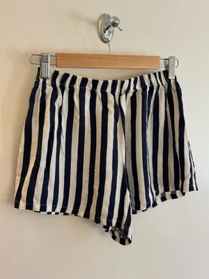 Reformation Striped Shorts Linen Blue White thumbnail 4