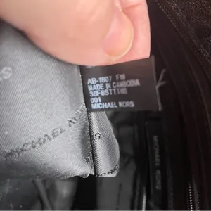 Michael Kors‎ medium size shoulder bag black gray thumbnail 8