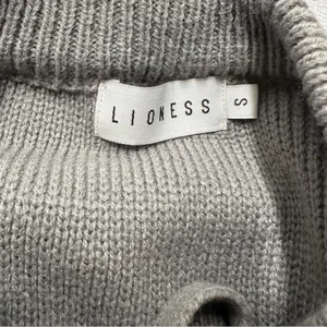 Urban Outfitters Lioness Gray Chunky Lace Up Knit Long‎ Sleeve Sweater Sz S thumbnail 7