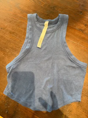 Lululemon Tank thumbnail 1