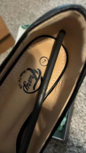 Black heels Size 7 thumbnail 2