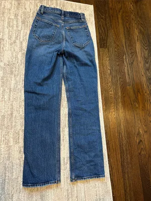 Abercrombie Straight Leg Jeans thumbnail 9