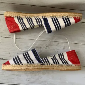 NEW Soludos x Lem Lem Espadrille Comfort Slip-On‎ Shoes in White/Cherry Red thumbnail 5