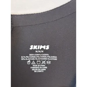 SKIMS Body NWT Unlined Plunge Mid Thigh Bodysuit - Onyx M ( SOLD OUT) thumbnail 6