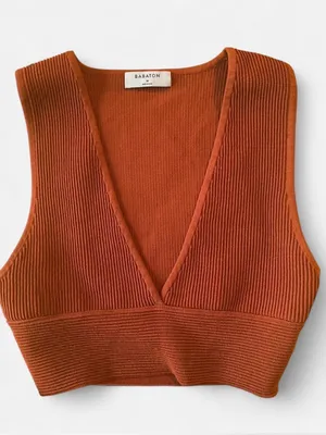 Aritzia Babaton Sculpt Knit Deep V Tank Top Crop Rust Orange M thumbnail 1