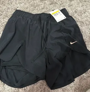 Nike Shorts thumbnail 1