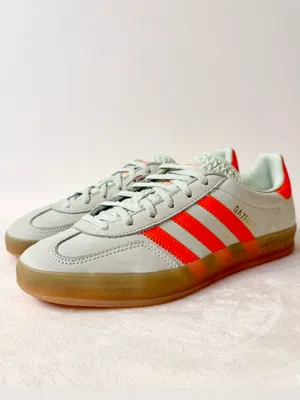 NWT Adidas Gazelle Indoor Linen Green Solar Orange Size 7 thumbnail 4