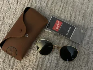 Round Metal Ray-Ban Sunglasses Gold thumbnail 1