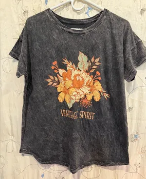 Vintage Black Floral Graphic Tee Size M thumbnail 1