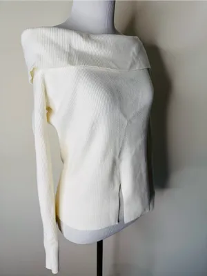 Abercrombie Cream Off Shoulder Ribbed Sweater NWT L thumbnail 5