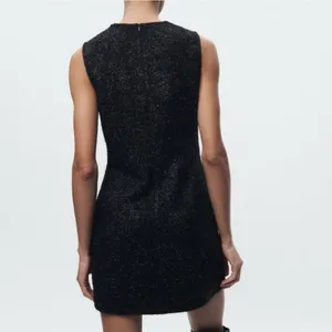 New Zara Elegant Vintage Look Black Sleeveless Fuzzy Dress thumbnail 2