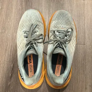Women’s Hoka Clifton 8 Blue and Orange Size 9B thumbnail 2