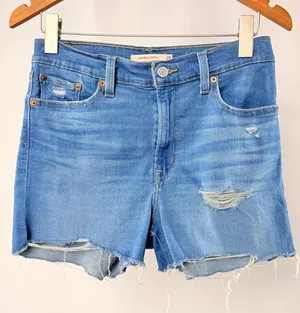Levis High‎ Rise Cutoff Style Jean Shorts in Blue Size 29 thumbnail 1