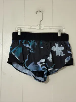 Ivy Park Ink Cloud PRunning Shorts Women’s Size M Active Gym Workout thumbnail 3