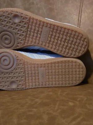 adidas women Light Gray Sneakers with Gum Sole thumbnail 12