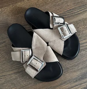 NA-KD Double silver buckle tan leather suede chunky comfy sandal slides size 7.5/EU 38 thumbnail 1