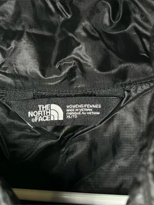 The North Face Thermoball Trekker Black Insulated Full Zip Vest Women’s Size XL thumbnail 8