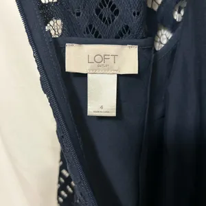 Loft Navy‎ Shift Dress with Lace Shell Size 4 thumbnail 7