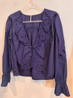 Free People Women’s Medium Maisie Cutwork Navy Bell Sleeve Embroidered Blouse thumbnail 3