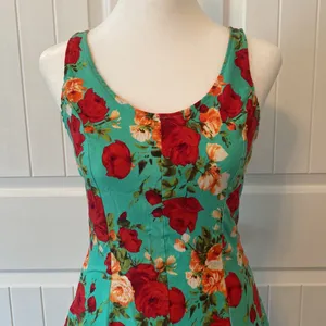 Vintage Style Floral Pin Up Dress thumbnail 3
