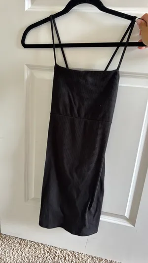 Black Tight Dress Windsor thumbnail 4