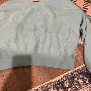 Vince medium cashmere sweater thumbnail 6