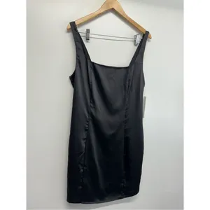 AQUA Mini‎ Satin Dress Size Large Black Square Neck Sleeves Exclusive NWT thumbnail 4