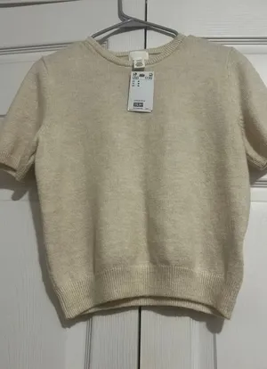 H&M Top thumbnail 1