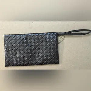Dark Brown Woven Wristlet Wallet with Gold Zipper Faux Leather Brand New thumbnail 2