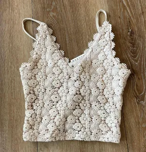 H&M Floral Top thumbnail 1