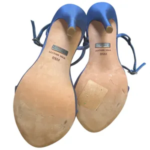 Badgley Mischka Amara T Strap Beaded Heels Sandals Sz 8.5 Light Blue Satin thumbnail 5