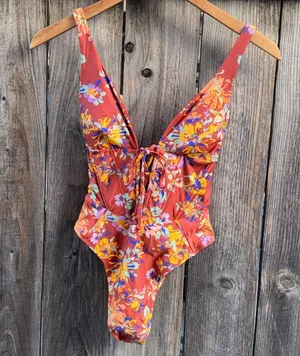 L*SPACE Printed Belle One-Piece Swimsuit Size XS thumbnail 9