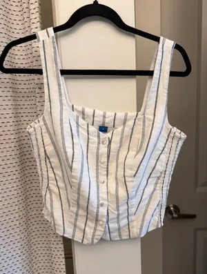 Old Navy Tank Top thumbnail 1