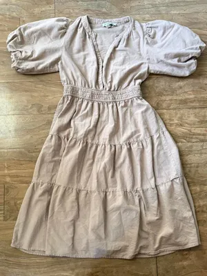 Midi Tiered Puff-Sleeve Dress in Light Beige thumbnail 1